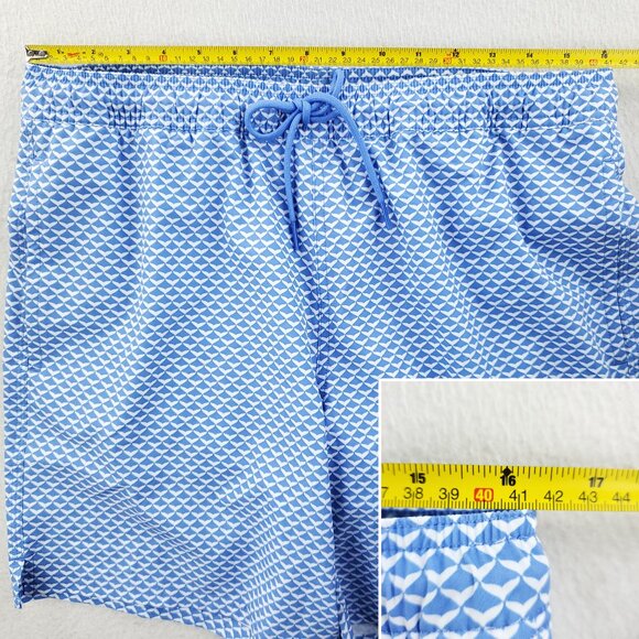 Vineyard Vines Chappy Swim Shorts Swimsuit Trunks 7" Whale Tails Men Medium NWT - Picture 8 of 12